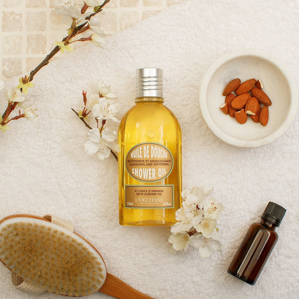 Dầu Tắm Hạnh Nhân LOccitane Almond Shower Oil 250ml