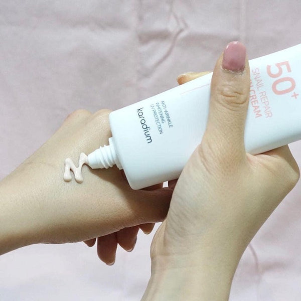 Kem Chống Nắng Karadium Snail Repair Sun Cream SPF 50+ 70ml