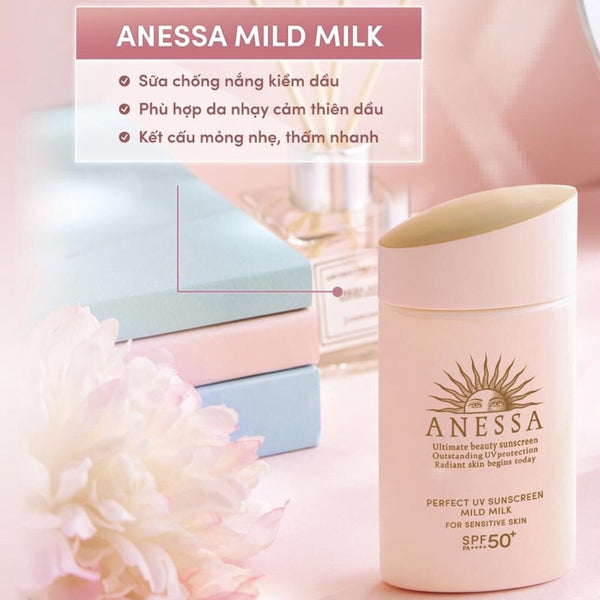 Kem chống nắng Anessa Perfect UV Skincare Milk (vàng) / Mild Milk (hồng)